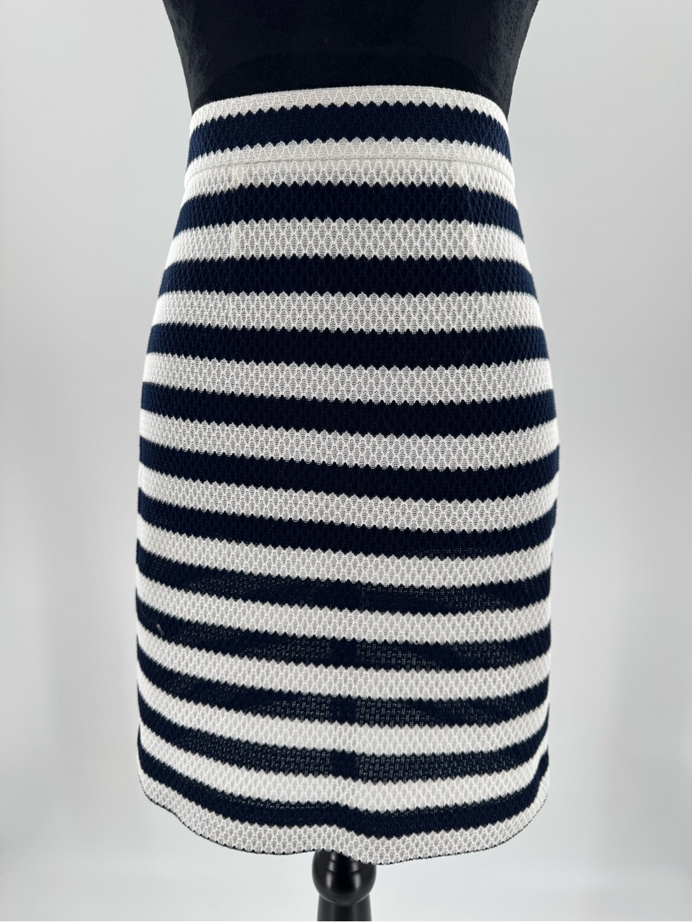 DVF Diane von Furstenberg Walda Navy White Striped Knit Pencil Skirt Size 0